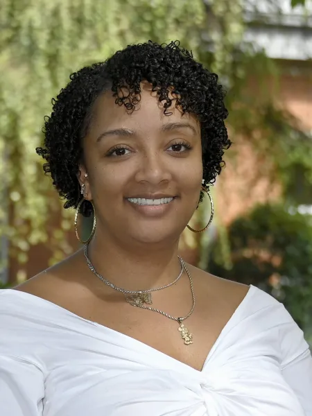 shakirah head shot